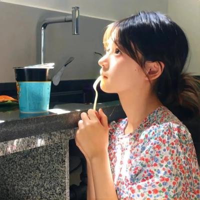 活力青春俏娇娃